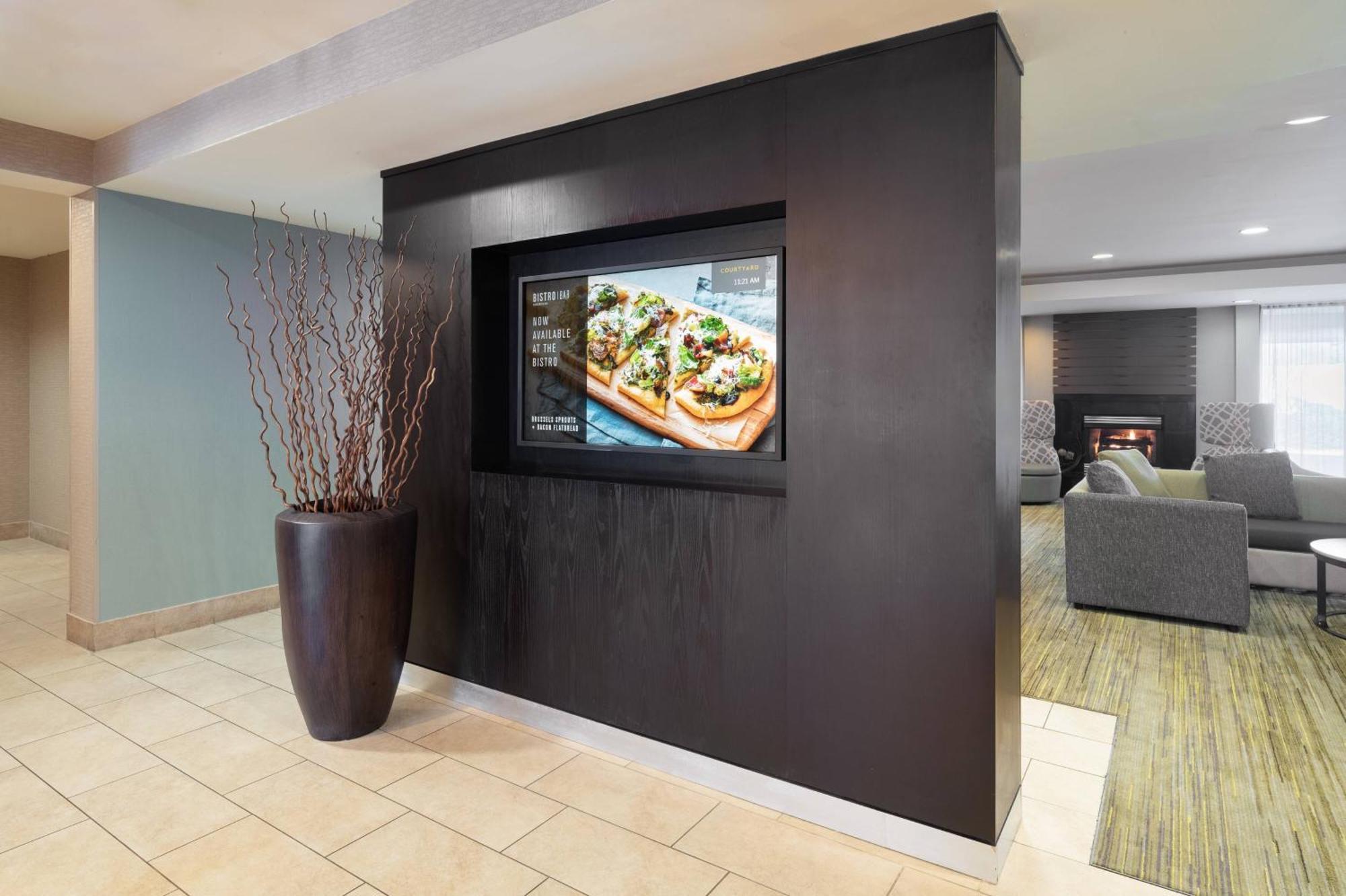 Courtyard By Marriott Princeton Buitenkant foto