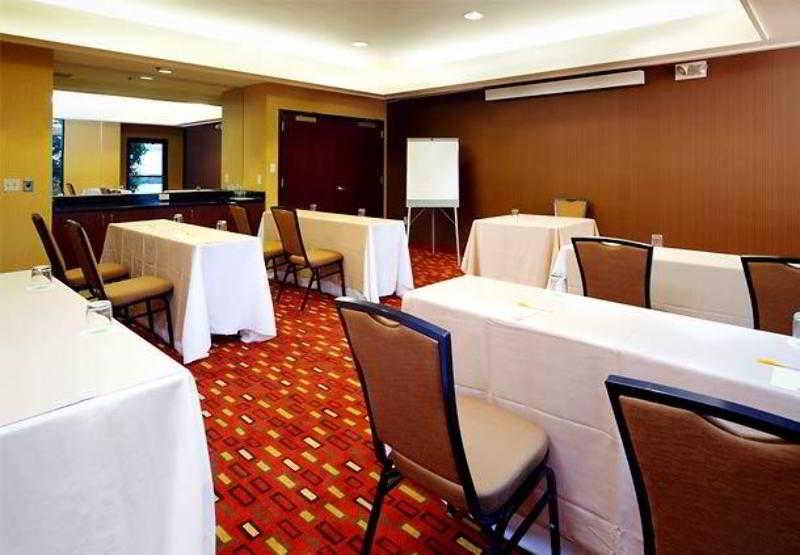 Courtyard By Marriott Princeton Buitenkant foto
